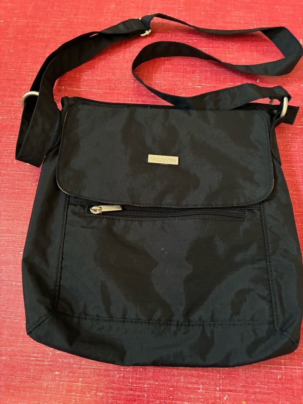 Baggallini Black Dark Tan Nylon Zip Travel Crossbody Shoulder Bag Purse